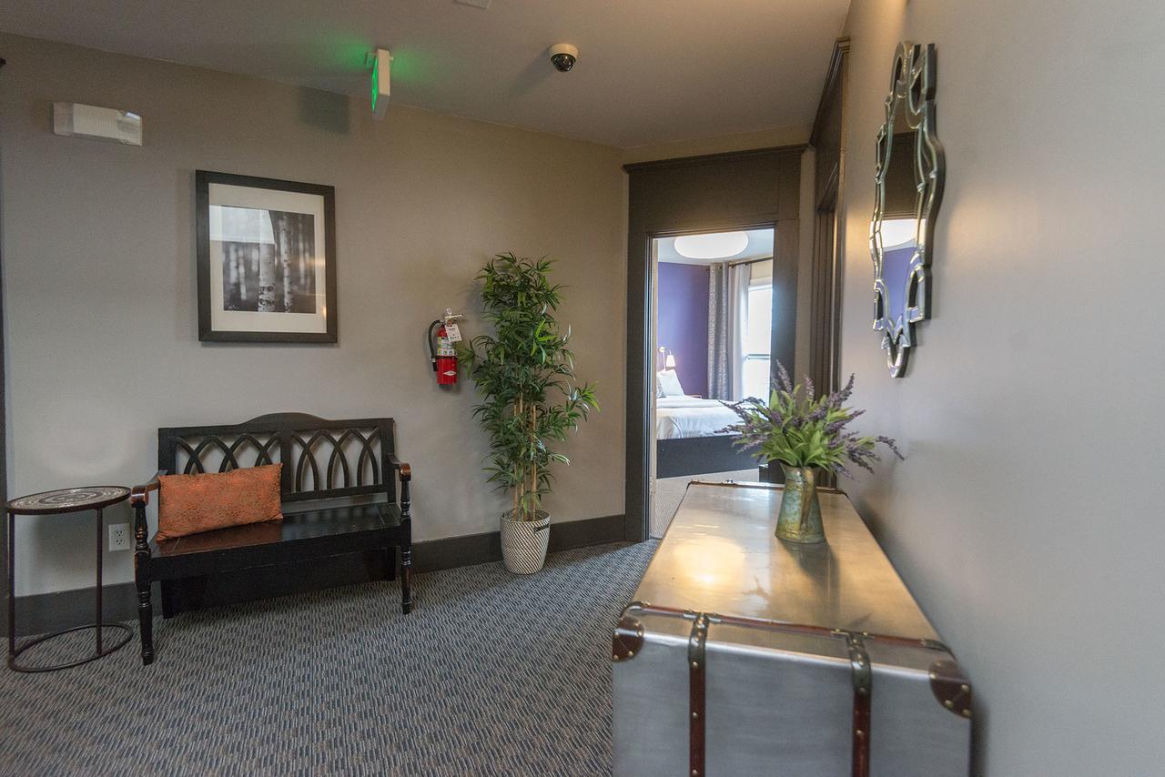 Camas Boutique Hotel Exterior photo